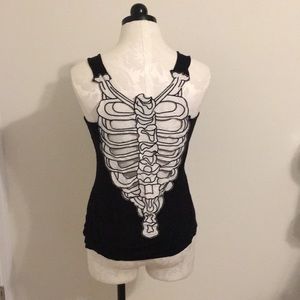 Skeleton back tank